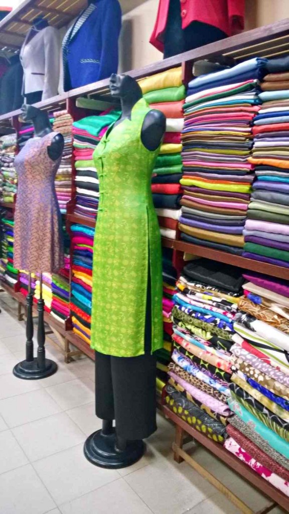 Những Món Quà Lưu Niệm Mà Bạn Phải Nên Mua Ở Việt Nam