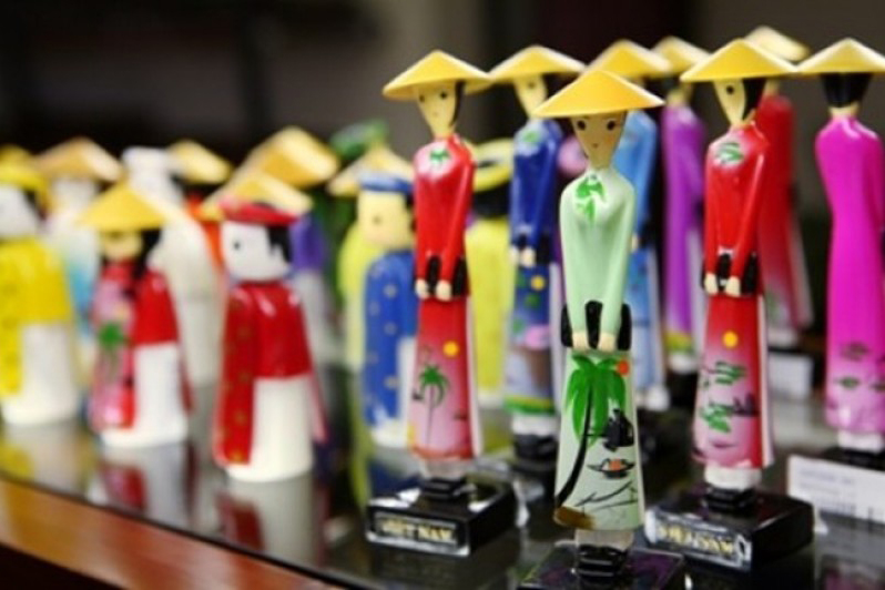 Quà Tặng Người Nước Ngoài - Món Quà Thể Hiện Sự Mến Khách